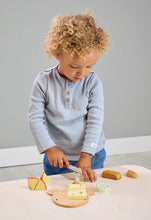 Load image into Gallery viewer, Tender Leaf Cheese Chopping Board