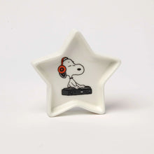 Load image into Gallery viewer, Peanuts Star Trinket Dish Superstar DJ

