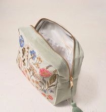 Load image into Gallery viewer, Elizabeth Scarlett Pressed Flowers Wash Bag
