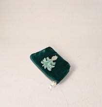 Load image into Gallery viewer, Elizabeth Scarlett Coin Purse - Pineapple
