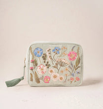 Load image into Gallery viewer, Elizabeth Scarlett Pressed Flowers Wash Bag
